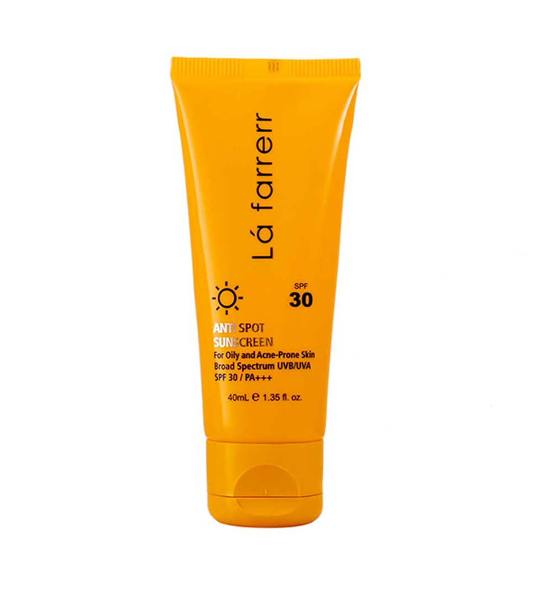 ضدآفتاب و ضد لک  لافاررSPF 30 بدون رنگ پوست چرب و آکنه دار
